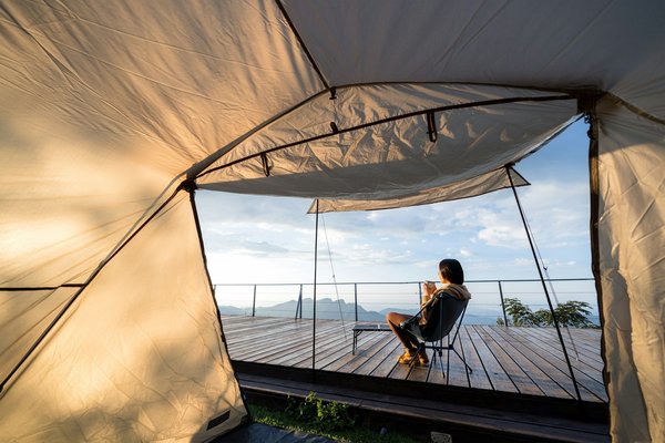 Expert Tips for a Memorable Spring Camping Adventure in the UK: Preparation and Enjoyment Guide