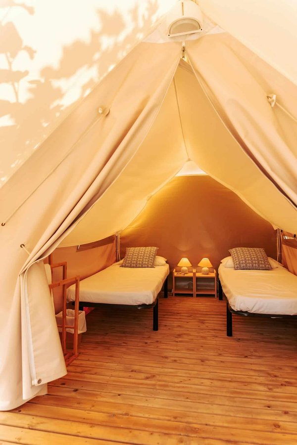 Discover the Top UK Campsites for an Unforgettable Luxury Glamping Getaway
